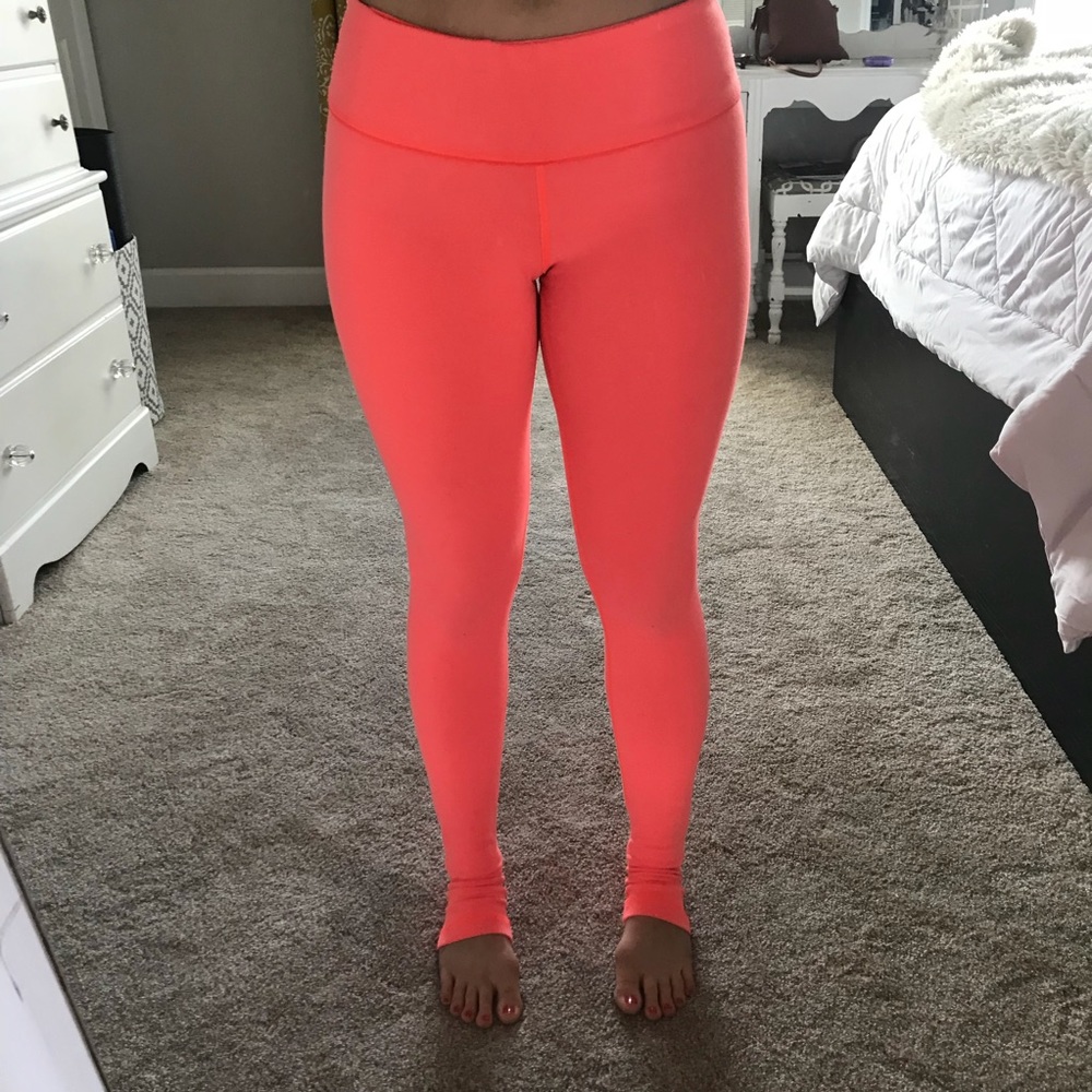 Lululemon Athletica Pop Neon Wunder Under